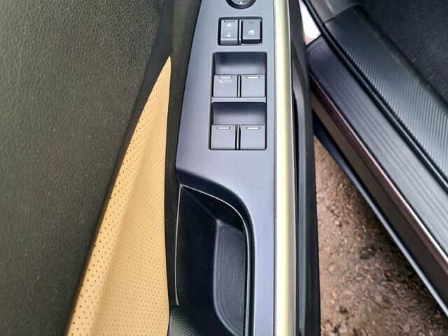 Хонда СРВ 2014 в Ровно на Automoto.ua Серый Хонда СРВ, объемом двигателя 2.4 л и пробегом 86 тыс. км за 18000 $, фото 6 на Automoto.ua