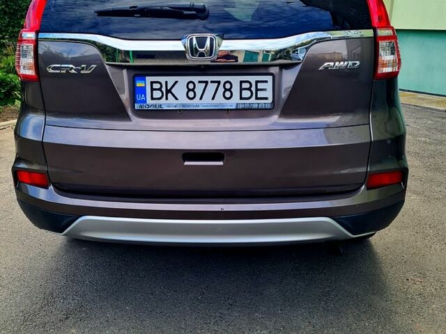 Хонда СРВ 2014 в Ровно на Automoto.ua Серый Хонда СРВ, объемом двигателя 2.4 л и пробегом 86 тыс. км за 18000 $, фото 2 на Automoto.ua