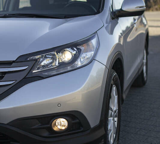 Серый Хонда СРВ, объемом двигателя 2.2 л и пробегом 113 тыс. км за 15300 $, фото 6 на Automoto.ua