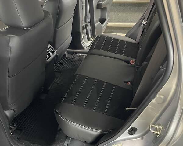 Сірий Хонда СРВ, об'ємом двигуна 2.35 л та пробігом 83 тис. км за 14500 $, фото 10 на Automoto.ua