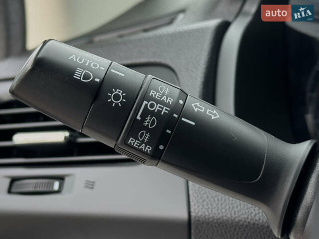 Сірий Хонда СРВ, об'ємом двигуна 2.2 л та пробігом 165 тис. км за 19700 $, фото 49 на Automoto.ua