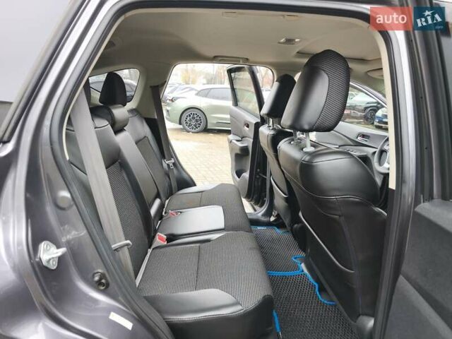 Сірий Хонда СРВ, об'ємом двигуна 2.35 л та пробігом 185 тис. км за 15300 $, фото 12 на Automoto.ua