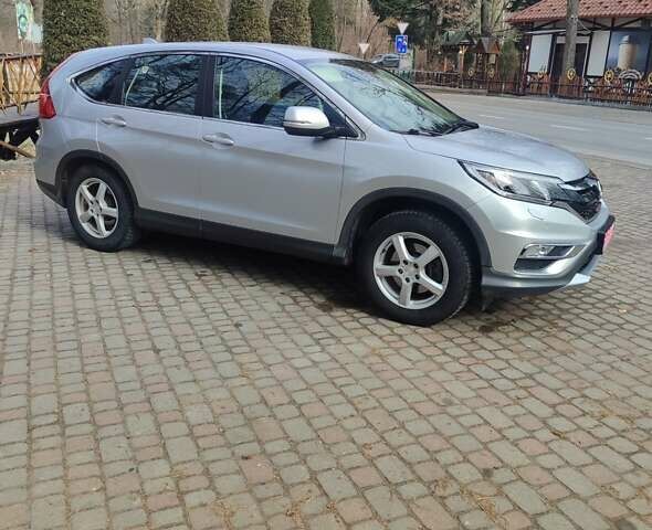 Серый Хонда СРВ, объемом двигателя 1.6 л и пробегом 157 тыс. км за 19400 $, фото 9 на Automoto.ua