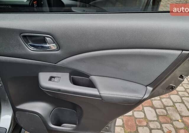 Серый Хонда СРВ, объемом двигателя 1.6 л и пробегом 213 тыс. км за 19999 $, фото 23 на Automoto.ua