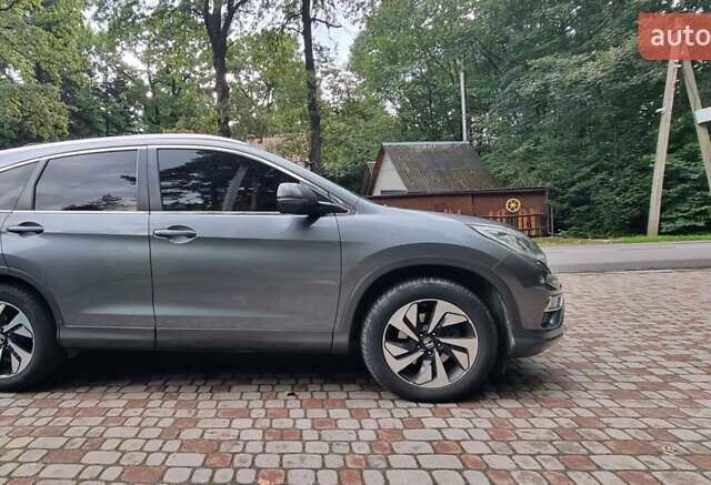 Серый Хонда СРВ, объемом двигателя 1.6 л и пробегом 213 тыс. км за 19999 $, фото 6 на Automoto.ua