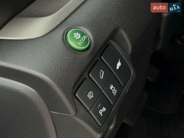 Сірий Хонда СРВ, об'ємом двигуна 2.2 л та пробігом 165 тис. км за 19700 $, фото 43 на Automoto.ua