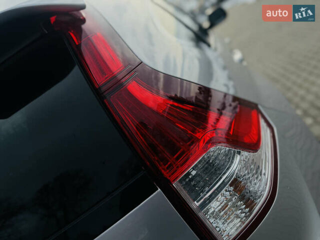 Сірий Хонда СРВ, об'ємом двигуна 2.2 л та пробігом 165 тис. км за 19700 $, фото 25 на Automoto.ua