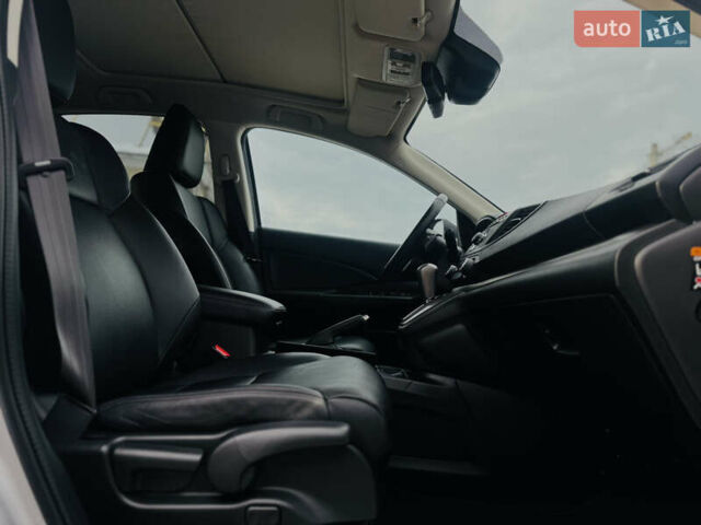 Сірий Хонда СРВ, об'ємом двигуна 2.2 л та пробігом 165 тис. км за 19700 $, фото 63 на Automoto.ua