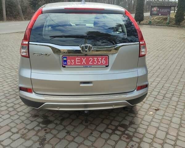 Серый Хонда СРВ, объемом двигателя 1.6 л и пробегом 157 тыс. км за 19400 $, фото 2 на Automoto.ua