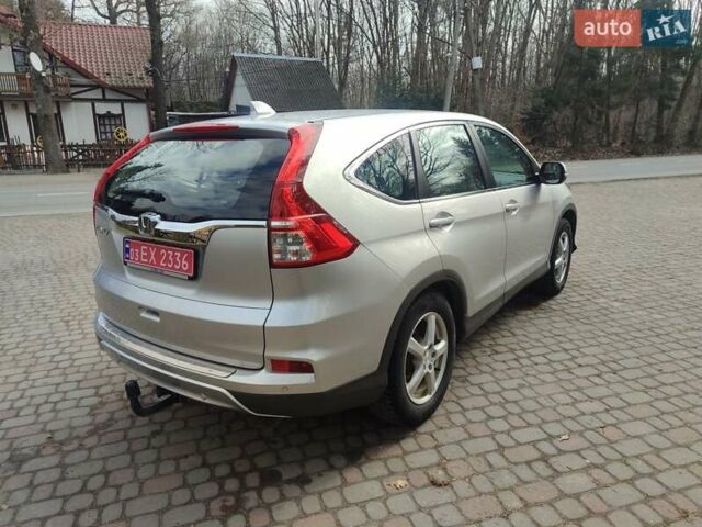 Серый Хонда СРВ, объемом двигателя 1.6 л и пробегом 157 тыс. км за 19400 $, фото 4 на Automoto.ua