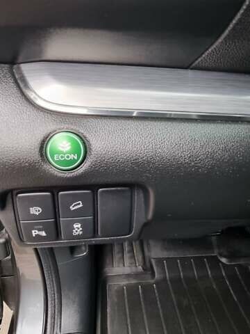 Серый Хонда СРВ, объемом двигателя 1.6 л и пробегом 213 тыс. км за 19999 $, фото 19 на Automoto.ua