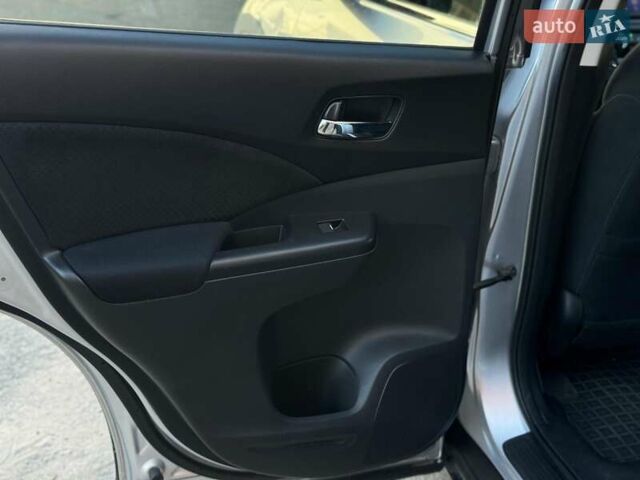 Серый Хонда СРВ, объемом двигателя 2.4 л и пробегом 235 тыс. км за 16590 $, фото 33 на Automoto.ua