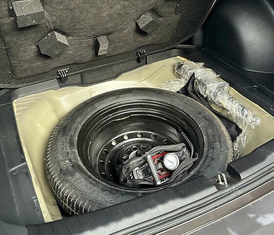 Сірий Хонда СРВ, об'ємом двигуна 2.4 л та пробігом 83 тис. км за 17755 $, фото 19 на Automoto.ua