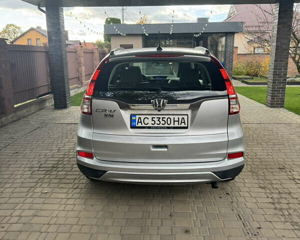 Хонда СРВ 2015 в Луцке на Automoto.ua Серый Хонда СРВ, объемом двигателя 2.36 л и пробегом 69 тыс. км за 16500 $, фото 2 на Automoto.ua