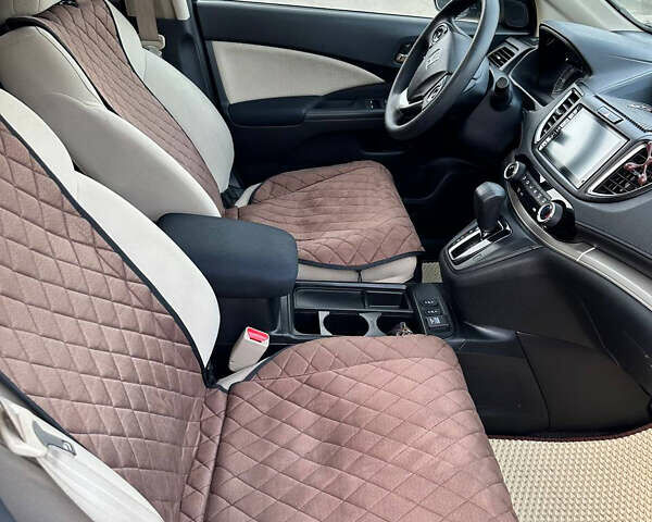 Сірий Хонда СРВ, об'ємом двигуна 2.4 л та пробігом 83 тис. км за 17755 $, фото 12 на Automoto.ua