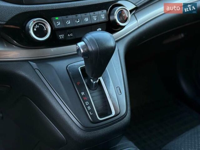 Серый Хонда СРВ, объемом двигателя 2.4 л и пробегом 235 тыс. км за 16590 $, фото 24 на Automoto.ua