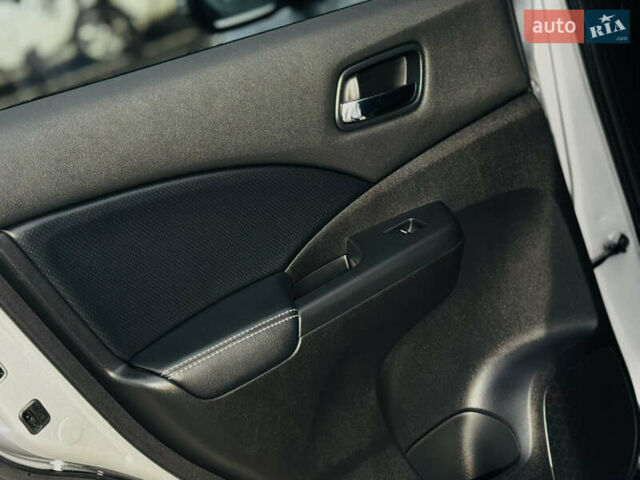 Сірий Хонда СРВ, об'ємом двигуна 2.2 л та пробігом 165 тис. км за 19700 $, фото 78 на Automoto.ua