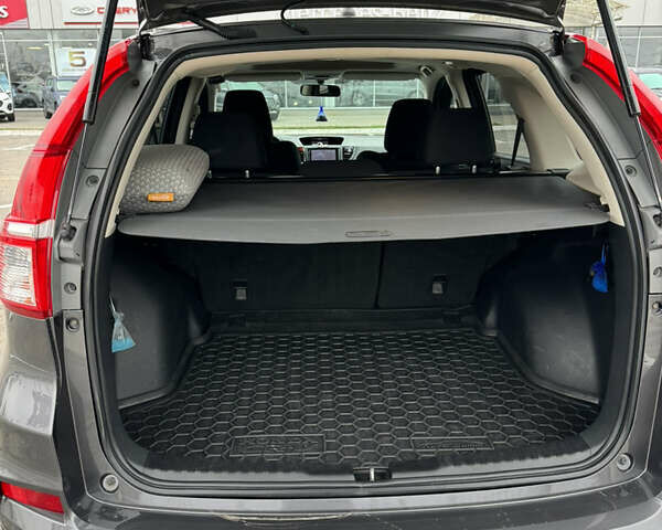 Серый Хонда СРВ, объемом двигателя 2.36 л и пробегом 105 тыс. км за 16900 $, фото 6 на Automoto.ua