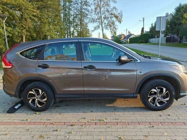 Хонда СРВ 2016 в Киеве на Automoto.ua Серый Хонда СРВ, объемом двигателя 0 л и пробегом 97 тыс. км за 304 $, фото 5 на Automoto.ua