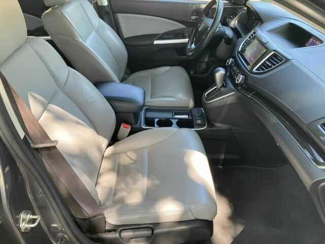 Хонда СРВ 2016 в Днепре (Днепропетровске) на Automoto.ua Серый Хонда СРВ, объемом двигателя 2.4 л и пробегом 71 тыс. км за 6500 $, фото 7 на Automoto.ua