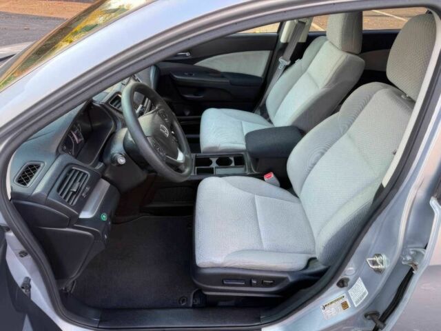 Серый Хонда СРВ, объемом двигателя 2.4 л и пробегом 78 тыс. км за 9800 $, фото 8 на Automoto.ua