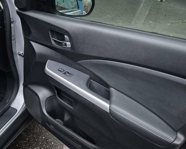 Серый Хонда СРВ, объемом двигателя 2.36 л и пробегом 135 тыс. км за 16999 $, фото 17 на Automoto.ua