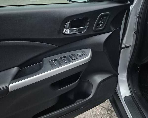 Серый Хонда СРВ, объемом двигателя 2.36 л и пробегом 135 тыс. км за 16999 $, фото 16 на Automoto.ua