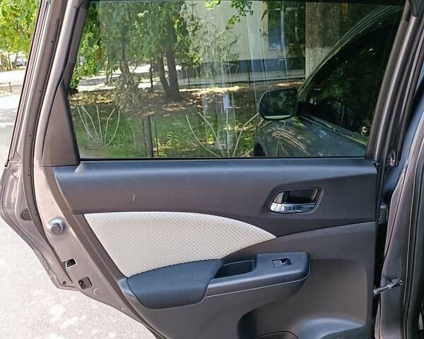 Серый Хонда СРВ, объемом двигателя 2.35 л и пробегом 108 тыс. км за 16777 $, фото 14 на Automoto.ua