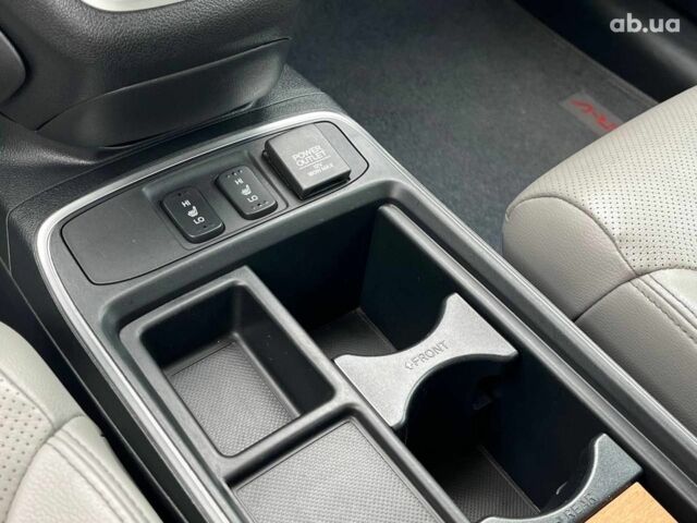 Серый Хонда СРВ, объемом двигателя 2.4 л и пробегом 86 тыс. км за 17290 $, фото 29 на Automoto.ua