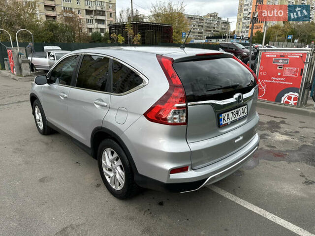 Серый Хонда СРВ, объемом двигателя 2.4 л и пробегом 202 тыс. км за 15500 $, фото 4 на Automoto.ua