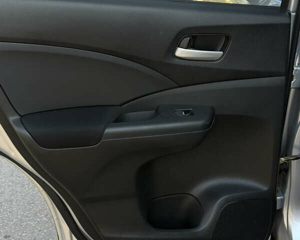 Серый Хонда СРВ, объемом двигателя 2.4 л и пробегом 107 тыс. км за 14800 $, фото 16 на Automoto.ua