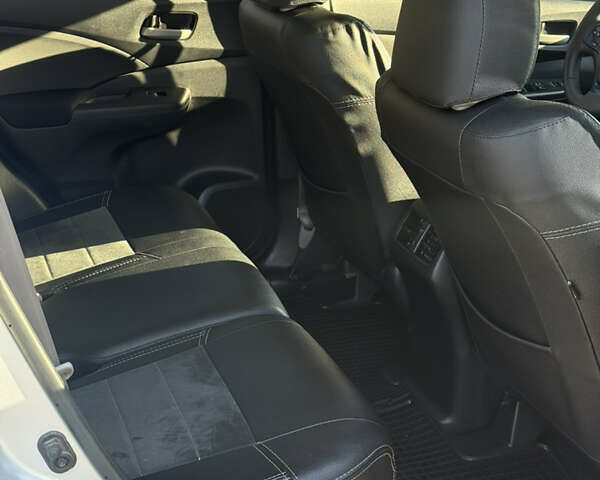 Серый Хонда СРВ, объемом двигателя 2.4 л и пробегом 107 тыс. км за 14800 $, фото 11 на Automoto.ua