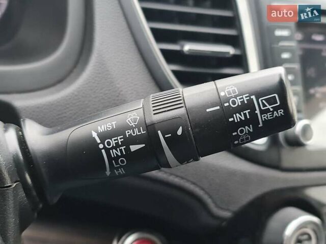 Сірий Хонда СРВ, об'ємом двигуна 2.36 л та пробігом 223 тис. км за 14800 $, фото 29 на Automoto.ua