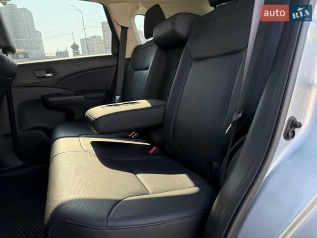 Серый Хонда СРВ, объемом двигателя 2.36 л и пробегом 166 тыс. км за 14990 $, фото 10 на Automoto.ua