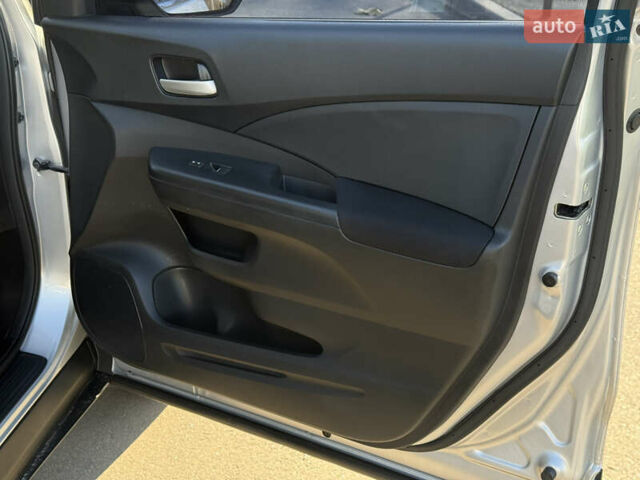 Серый Хонда СРВ, объемом двигателя 2.4 л и пробегом 107 тыс. км за 14800 $, фото 9 на Automoto.ua