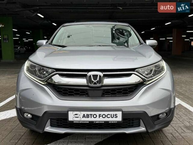 Хонда СРВ 2017 в Киеве на Automoto.ua Серый Хонда СРВ, объемом двигателя 1.5 л и пробегом 84 тыс. км за 18990 $, фото 8 на Automoto.ua