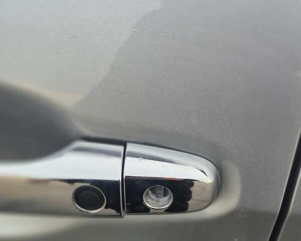 Сірий Хонда СРВ, об'ємом двигуна 2.4 л та пробігом 135 тис. км за 17500 $, фото 12 на Automoto.ua