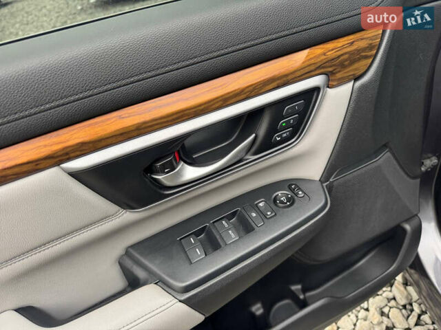 Серый Хонда СРВ, объемом двигателя 1.5 л и пробегом 109 тыс. км за 19900 $, фото 58 на Automoto.ua