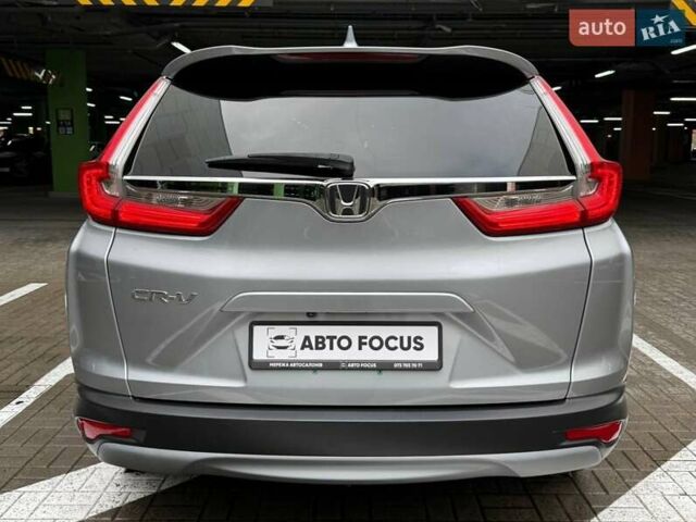 Хонда СРВ 2017 в Киеве на Automoto.ua Серый Хонда СРВ, объемом двигателя 1.5 л и пробегом 84 тыс. км за 18990 $, фото 7 на Automoto.ua