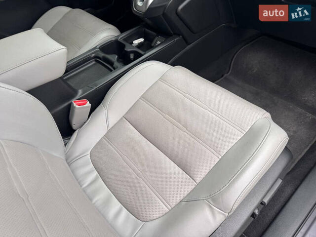 Серый Хонда СРВ, объемом двигателя 1.5 л и пробегом 109 тыс. км за 19900 $, фото 36 на Automoto.ua