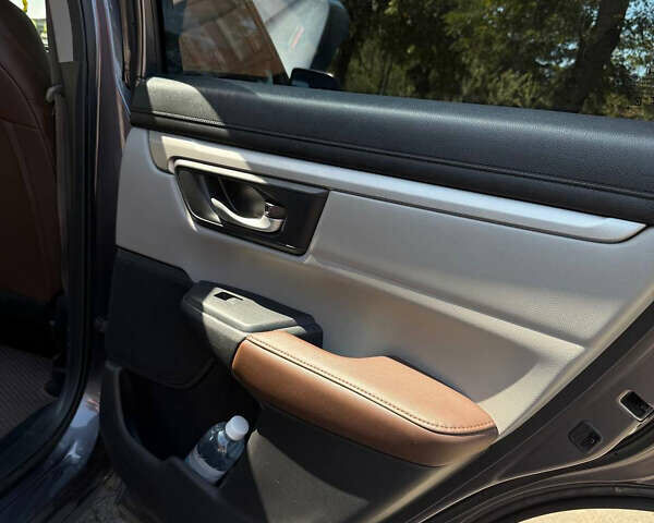 Серый Хонда СРВ, объемом двигателя 2.36 л и пробегом 124 тыс. км за 20100 $, фото 22 на Automoto.ua