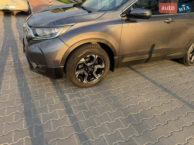 Серый Хонда СРВ, объемом двигателя 1.5 л и пробегом 139 тыс. км за 22000 $, фото 2 на Automoto.ua