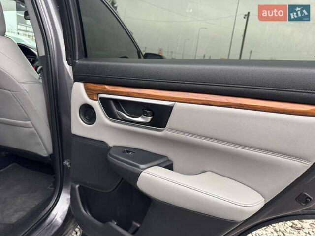 Серый Хонда СРВ, объемом двигателя 1.5 л и пробегом 109 тыс. км за 19900 $, фото 47 на Automoto.ua