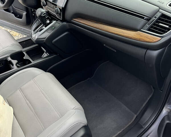 Сірий Хонда СРВ, об'ємом двигуна 1.5 л та пробігом 108 тис. км за 19900 $, фото 27 на Automoto.ua