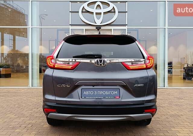 Серый Хонда СРВ, объемом двигателя 2.36 л и пробегом 97 тыс. км за 23045 $, фото 3 на Automoto.ua