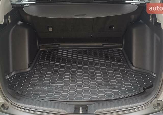 Серый Хонда СРВ, объемом двигателя 2.36 л и пробегом 97 тыс. км за 23045 $, фото 9 на Automoto.ua