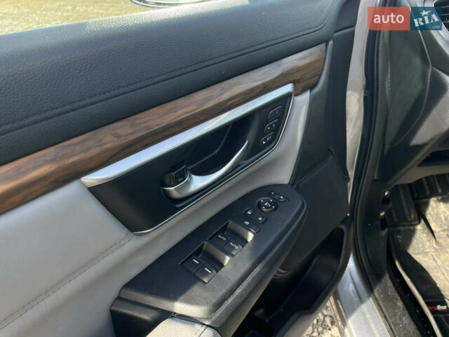 Серый Хонда СРВ, объемом двигателя 1.5 л и пробегом 108 тыс. км за 18450 $, фото 11 на Automoto.ua