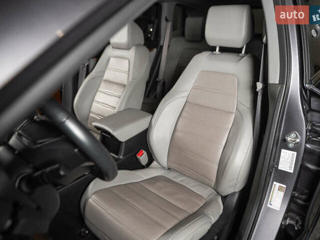 Серый Хонда СРВ, объемом двигателя 1.5 л и пробегом 46 тыс. км за 22500 $, фото 19 на Automoto.ua