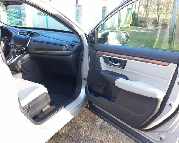 Серый Хонда СРВ, объемом двигателя 1.5 л и пробегом 45 тыс. км за 24900 $, фото 19 на Automoto.ua