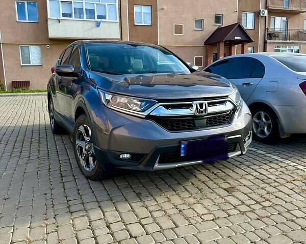 Серый Хонда СРВ, объемом двигателя 1.5 л и пробегом 70 тыс. км за 21900 $, фото 4 на Automoto.ua